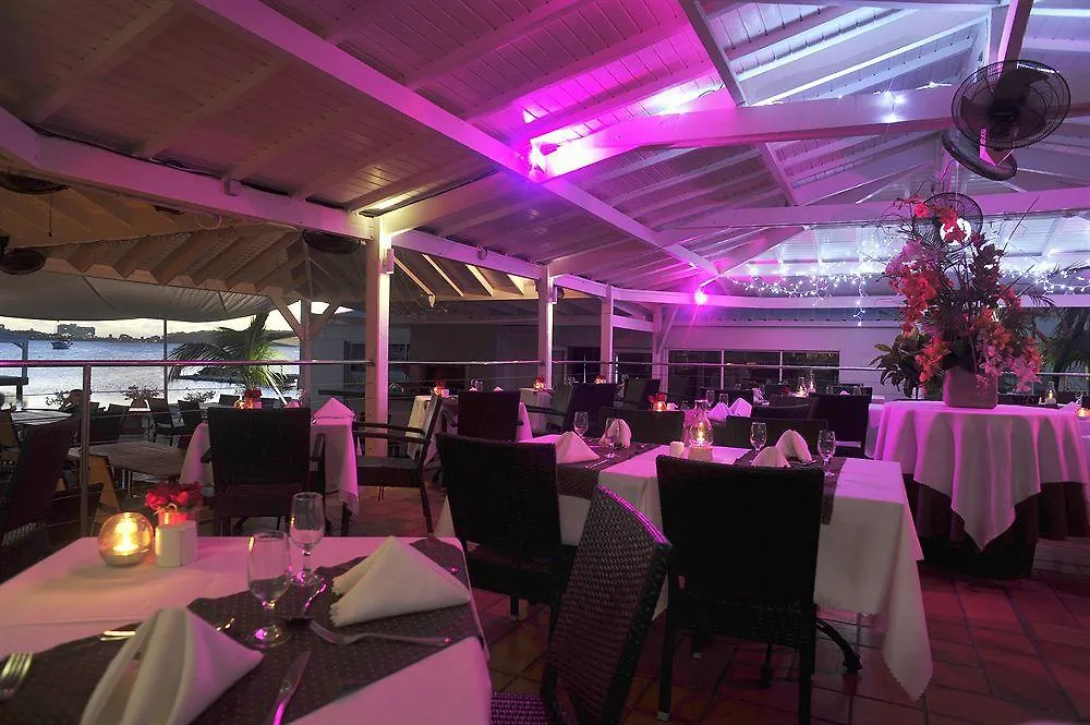 Hommage Hotel&Residences Baie Nettlé 4*,