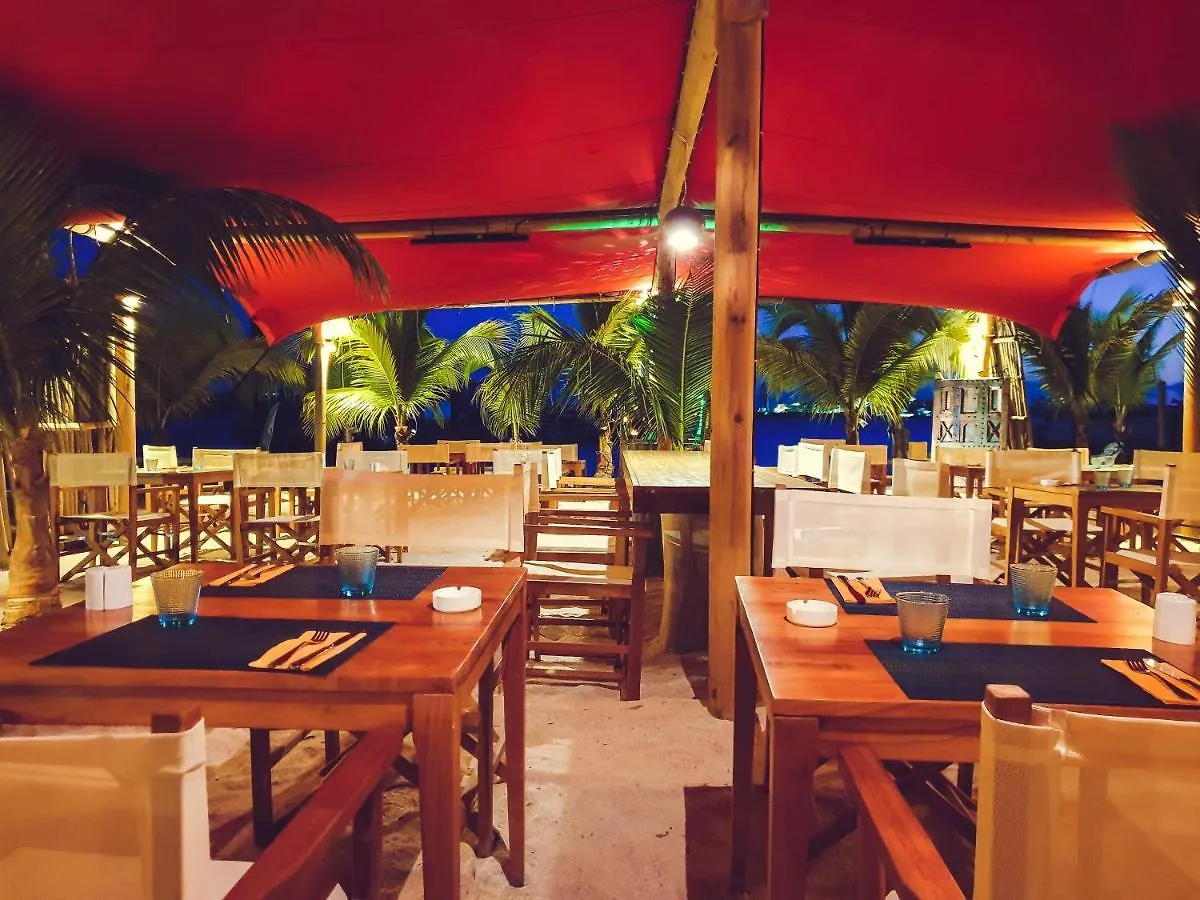 Hommage Hotel & Residences Baie Nettle