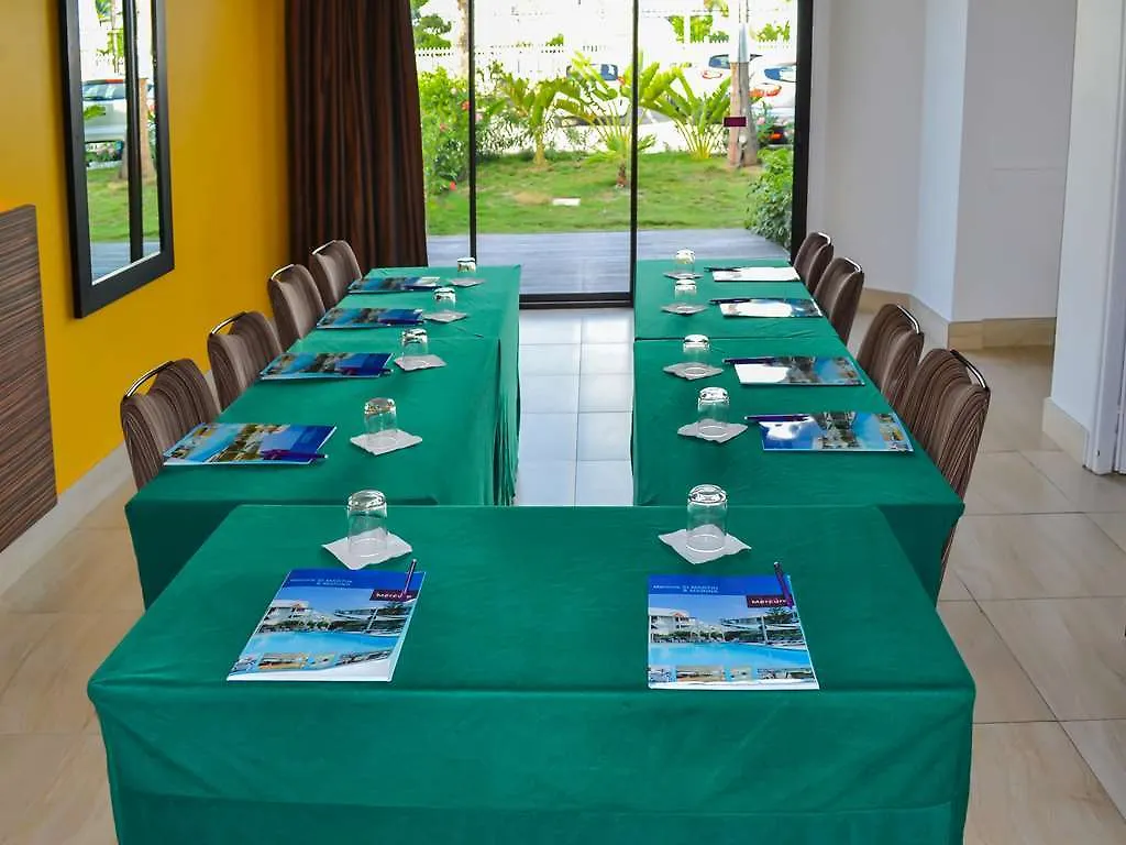 Hommage Hotel & Residences Baie Nettle