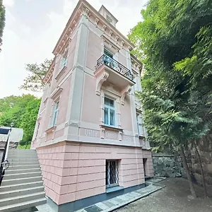 https://pirate-family-theme-room-free-parking.marianskelaznehotels.net